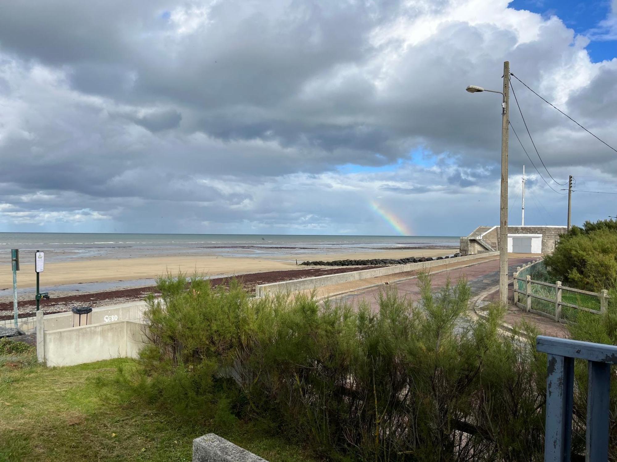 Villa D'Architecte - Les Pieds Dans L'Eau Ver-sur-Mer ภายนอก รูปภาพ